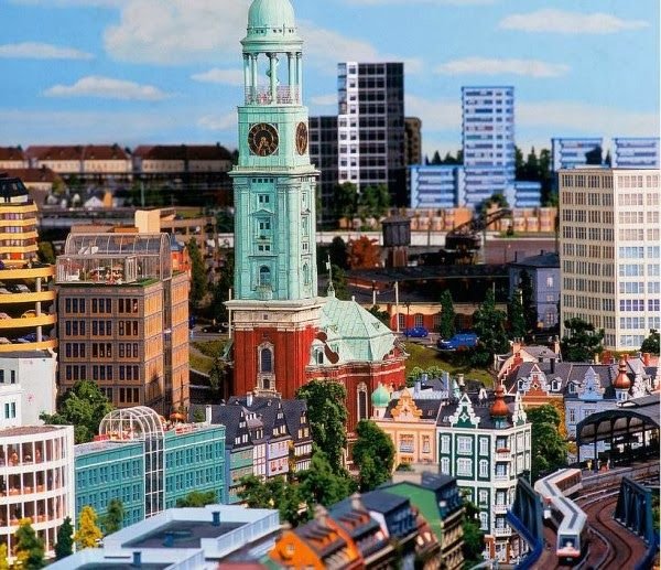 40) Hamburg´s Speicherstadt and Miniature Wonderland