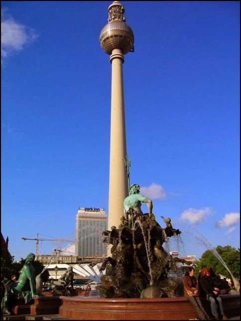 42) Television tower , Alexanderplatz square in Berlin