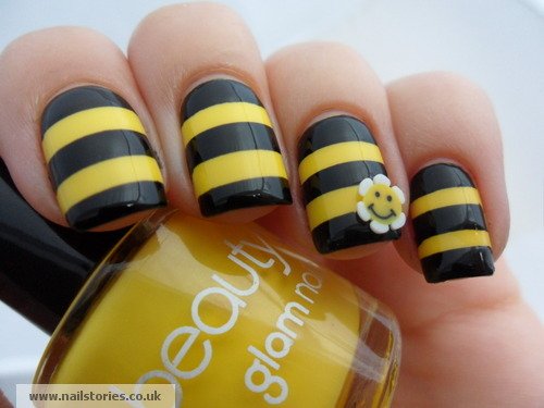 Bumble Bee Nails