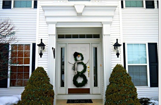 DIY Versatile Snowman Wreath Tutorial