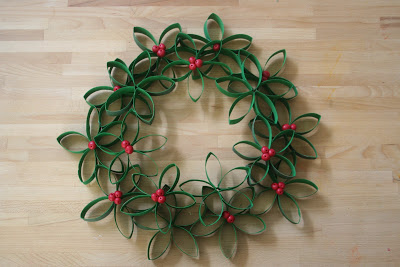 Paper Roll Christmas Wreath Tutorial