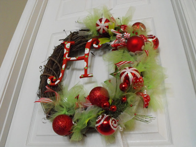 Monogram Christmas Wreath Tutorial