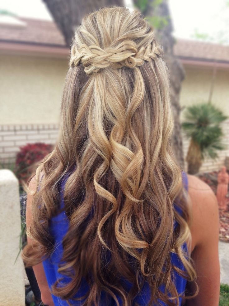 30 Beautiful Prom Hairstyles Ideas