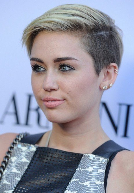 30 Best Short Hair Cuts To Improve Your Style