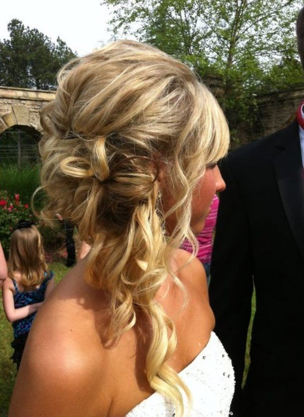 30 Beautiful Prom Hairstyles Ideas