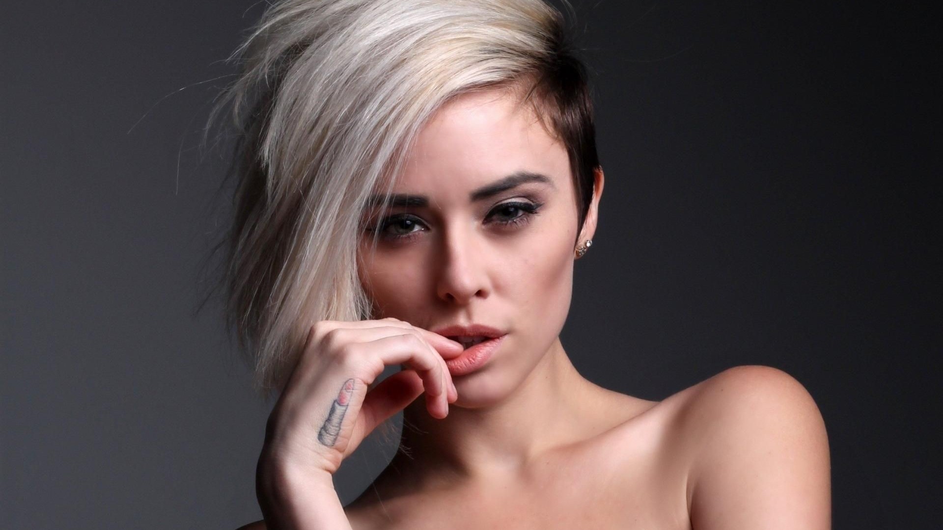 30 Best Short Hairstyle For Women Images, Photos, Reviews