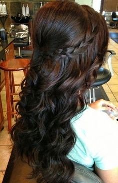 30 Beautiful Prom Hairstyles Ideas