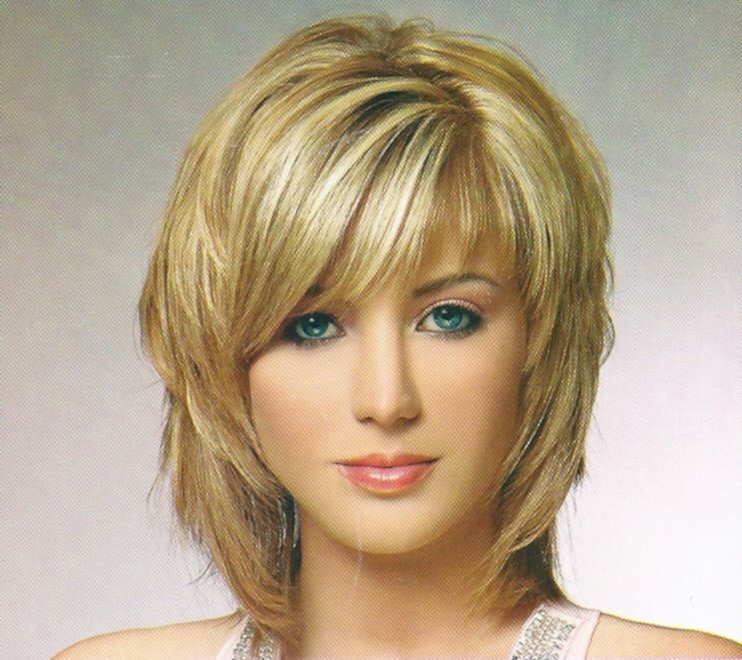 25 Awesome Medium Length Haircuts