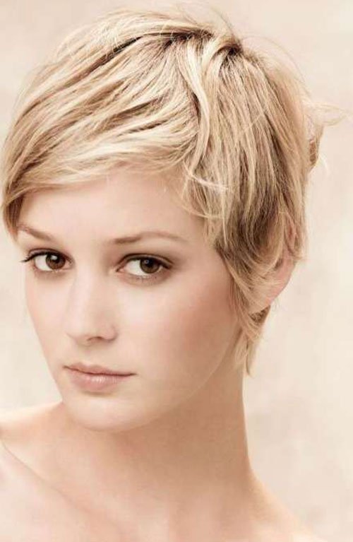 25 Chic Pixie Haircuts Ideas 2015