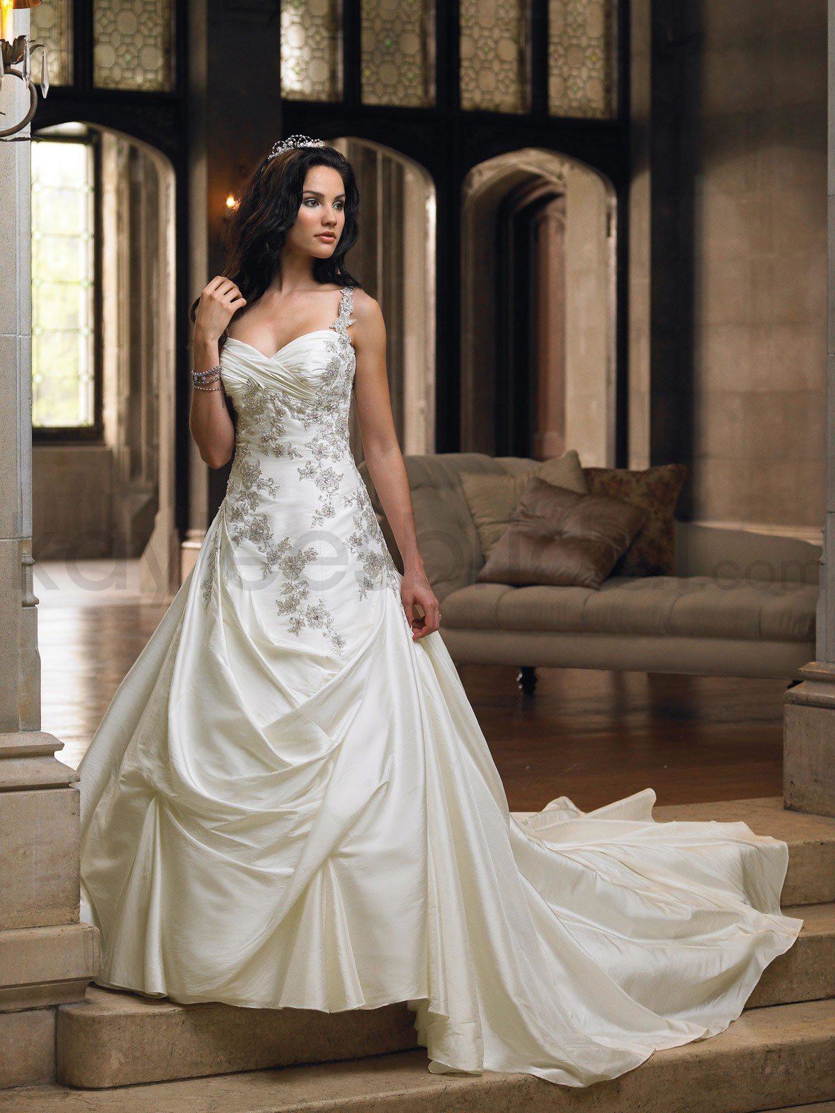 Best Ball Gown Wedding Dresses With Bling of the decade Learn more here 