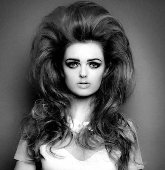 Classic And Vintage Retro Hairstyles