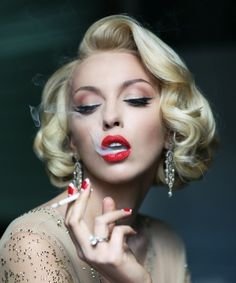 Classic And Vintage Retro Hairstyles