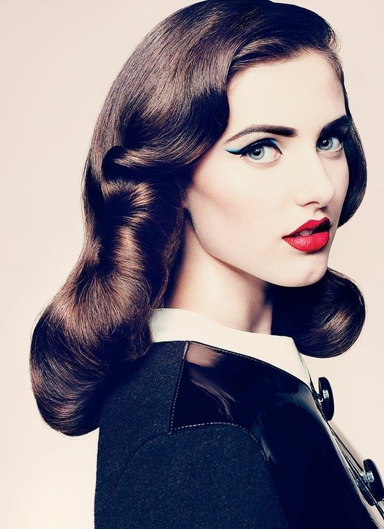 Classic And Vintage Retro Hairstyles