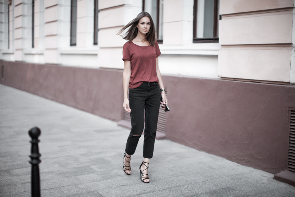 black jeans casual outfit