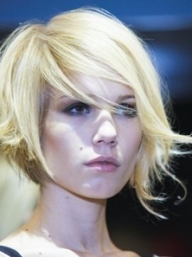 20 Gorgeous Asymmetrical Bob Hairstyles To Try