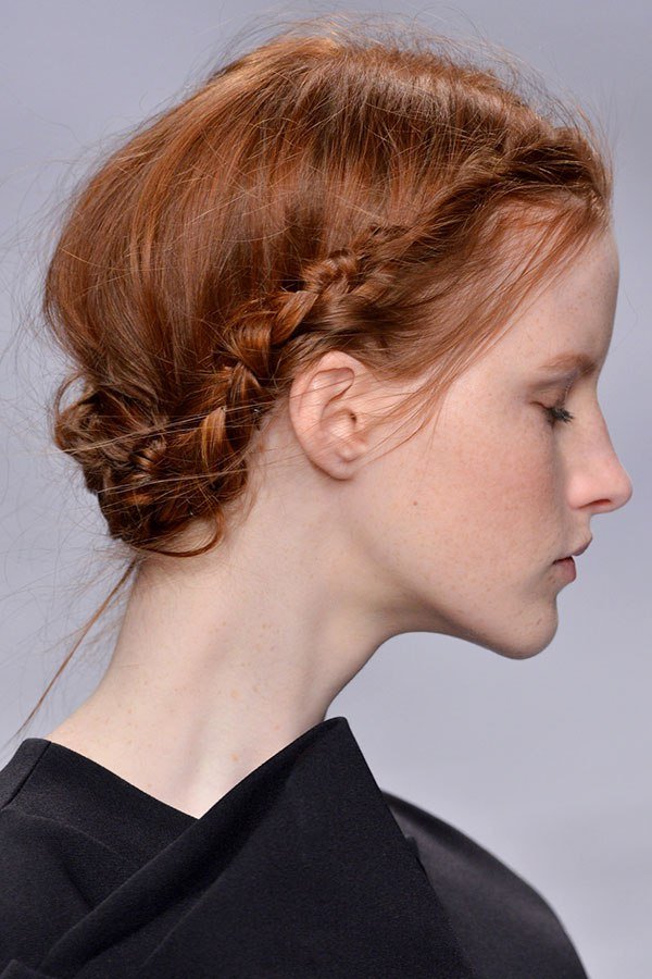 Most Outstanding Simple Wedding Hairstyles