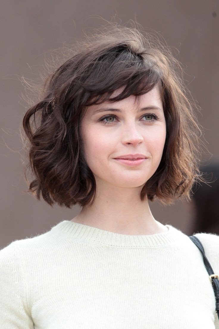 40 Beautiful Short Hairstyles For Thick Hair