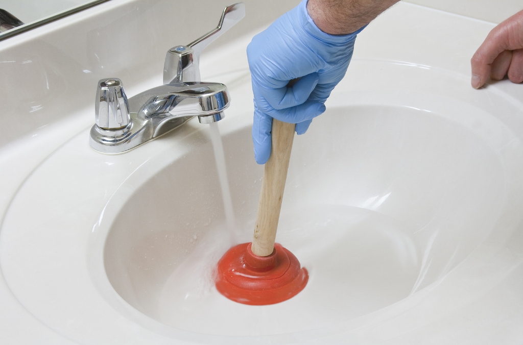 Best Ways to Unclog a Drain: 5 Proven Home Remedies