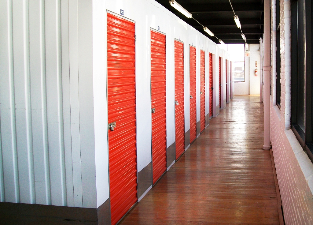 Overcome the Problems of Space with Storage Facilities