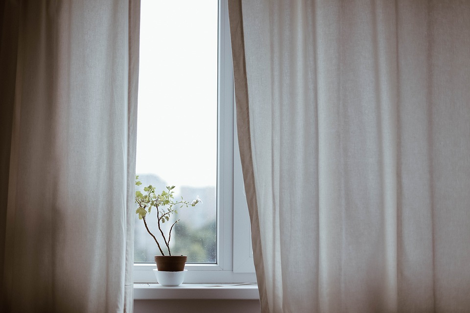 5 Vital Aspects to Consider While Buying Curtains