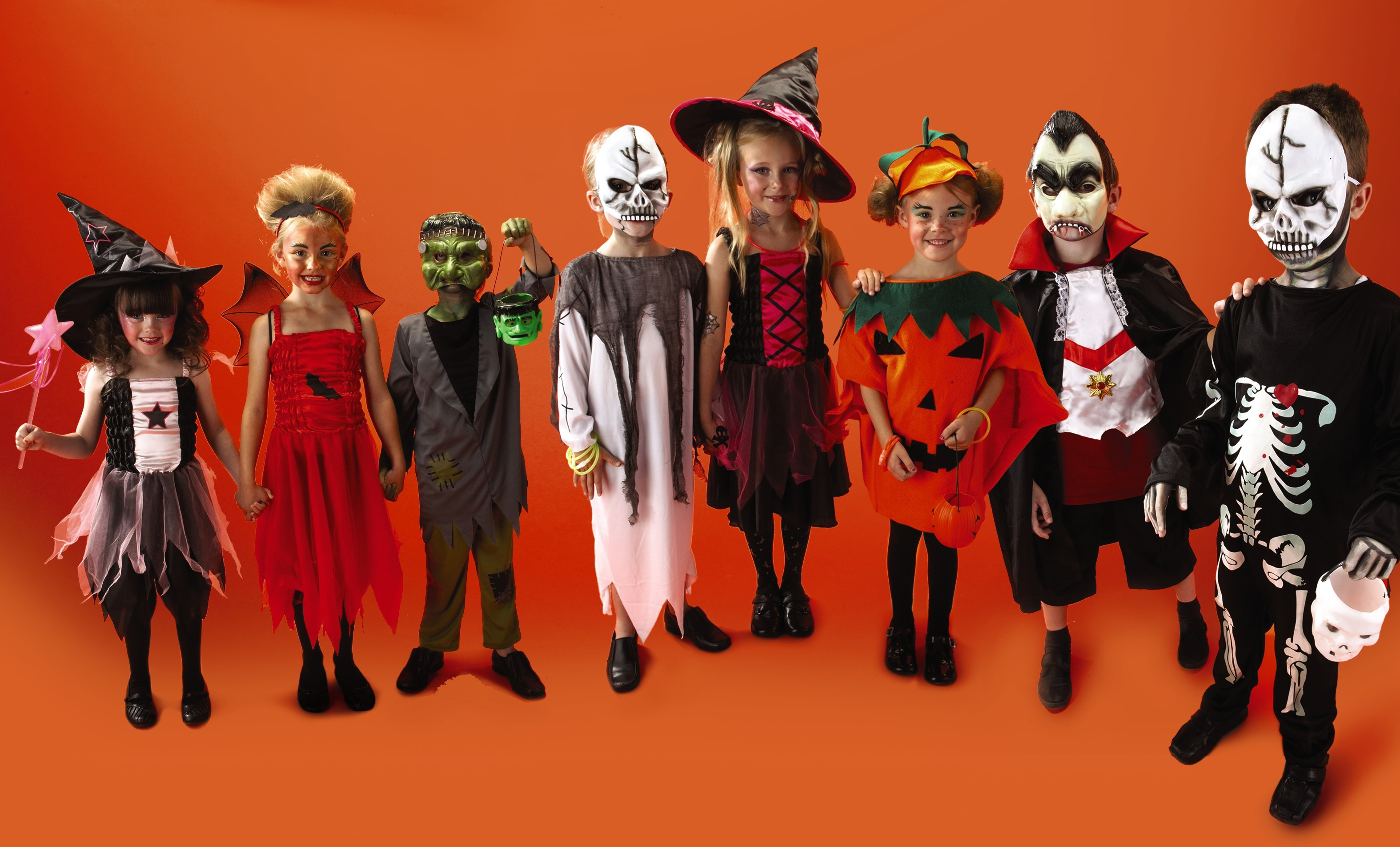 Witch Costumes – How to Look like an Evil Witch for Halloween