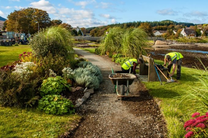 Tips and Guide to Make your Garden Clean