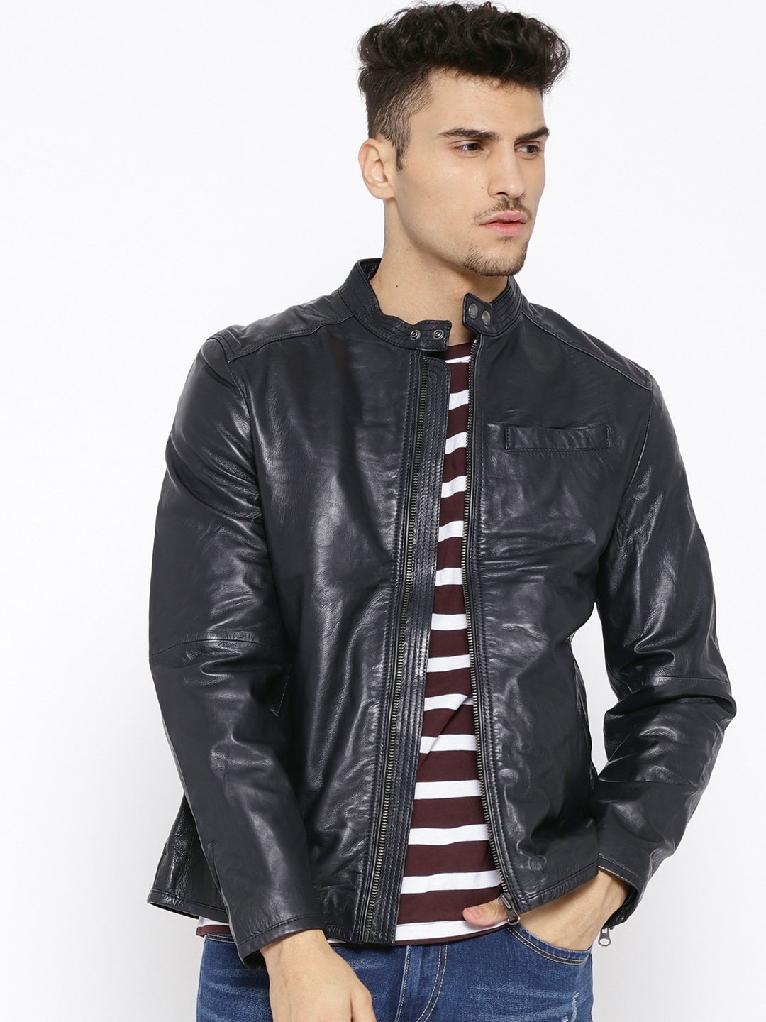 Go-To Staples That Should Be In Every Guy’s Closet!