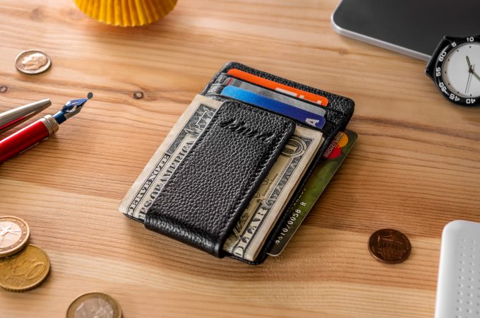 How to Use a Money Clip Wallet