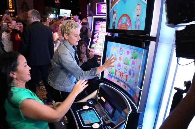 The Las Vegas Life of Celebrities and Online Gaming