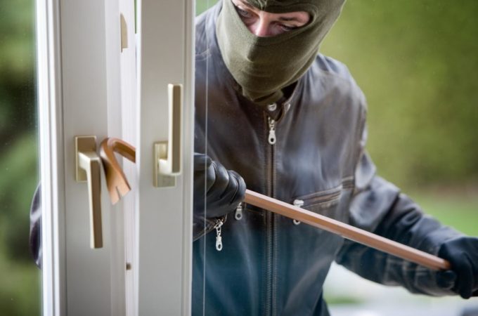 How to Stop the House from Being Robbed?
