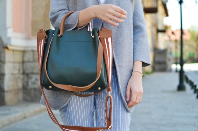 6 Styles of Women’s Handbags: Bag them All!!