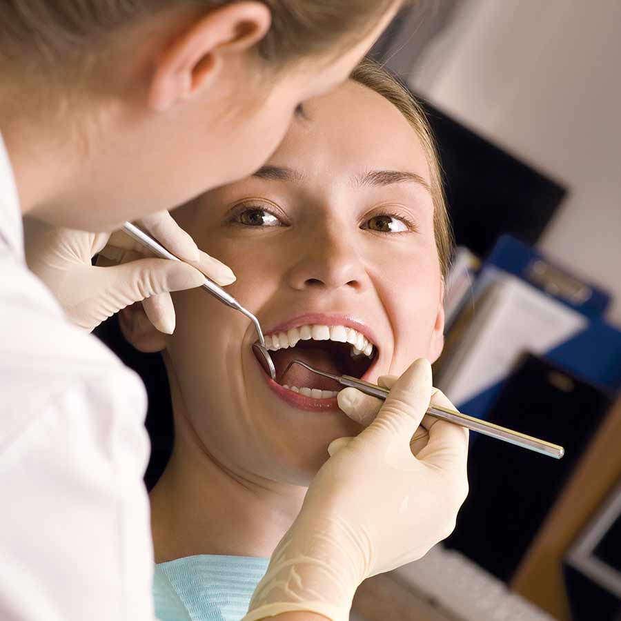 7 Ways Dental Cleaning Does Wonders to Your Teeth