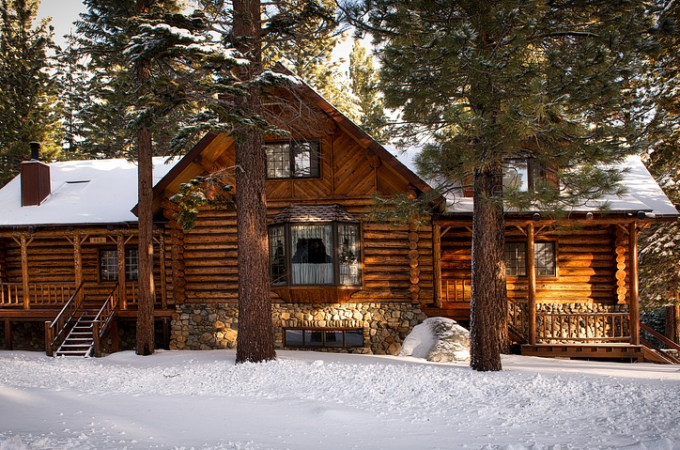 Log Homes: How Long They Last?