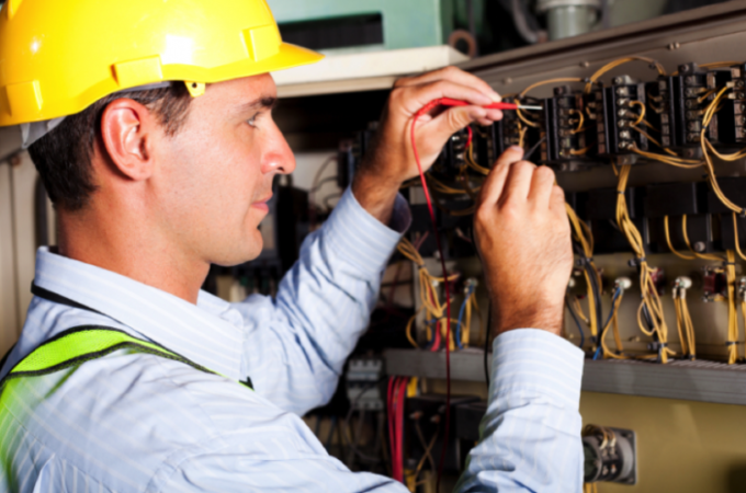 Things to Consider When Hiring an Electrician