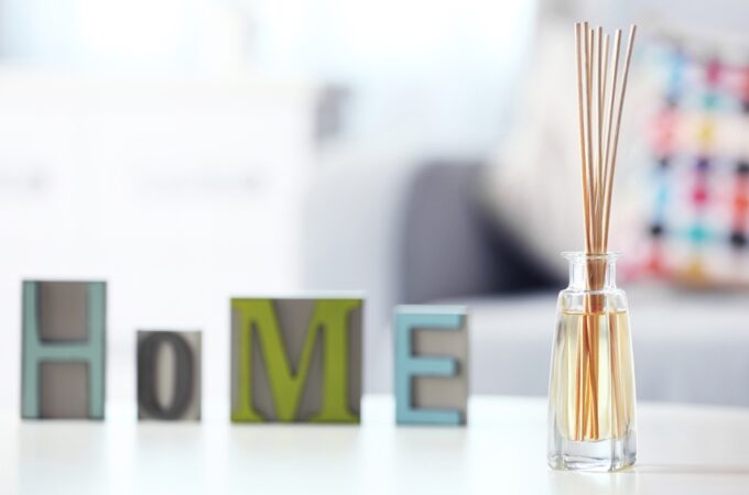 How to Get Your Home Smelling Fresh with Air Fresheners and Diffusers?