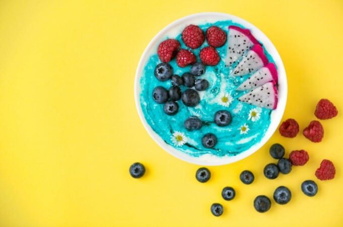 7 Antioxidant Products that Slow Down Aging Process