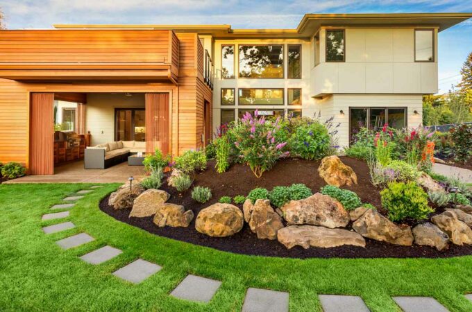 11 Tips That Will Help Get You a Beautiful Yard