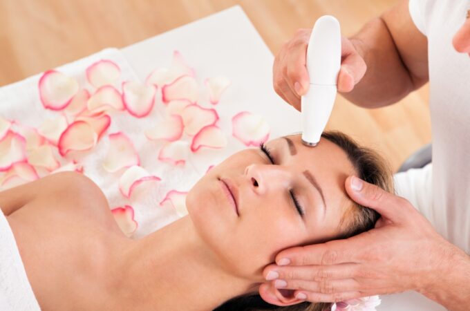 Why You Should Consider Taking Skincare Training Courses in Glasgow