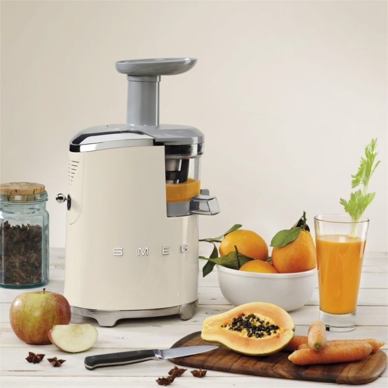 Want A Healthy Lifestyle? Here's How A Great Juicer Can Hel