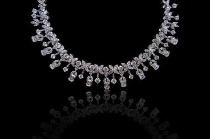 Why You Should Get a Diamond Necklace