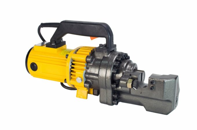 The Advantages of Electric Rebar Cutters