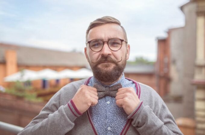 How to Improve Your Style without Giving up on Your Nerdy Side