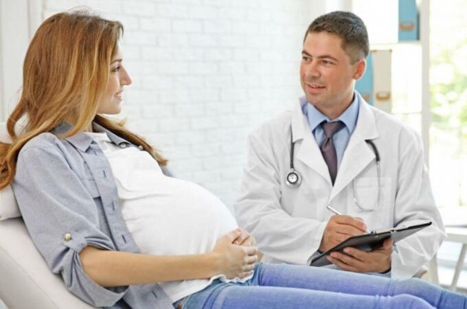 Know All About The Top IVF Specialists in India
