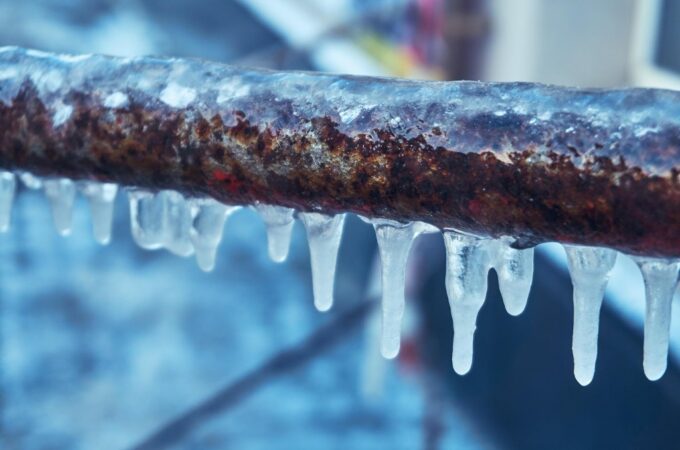 Will Frozen Pipes Thaw on Their Own?