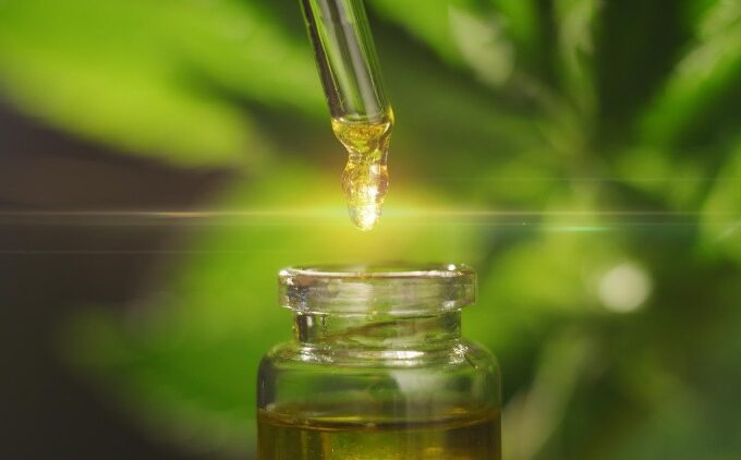 CBD and Your Skin: 6 Surprising Benefits Of Using Topical CBD Oil for Your Skin
