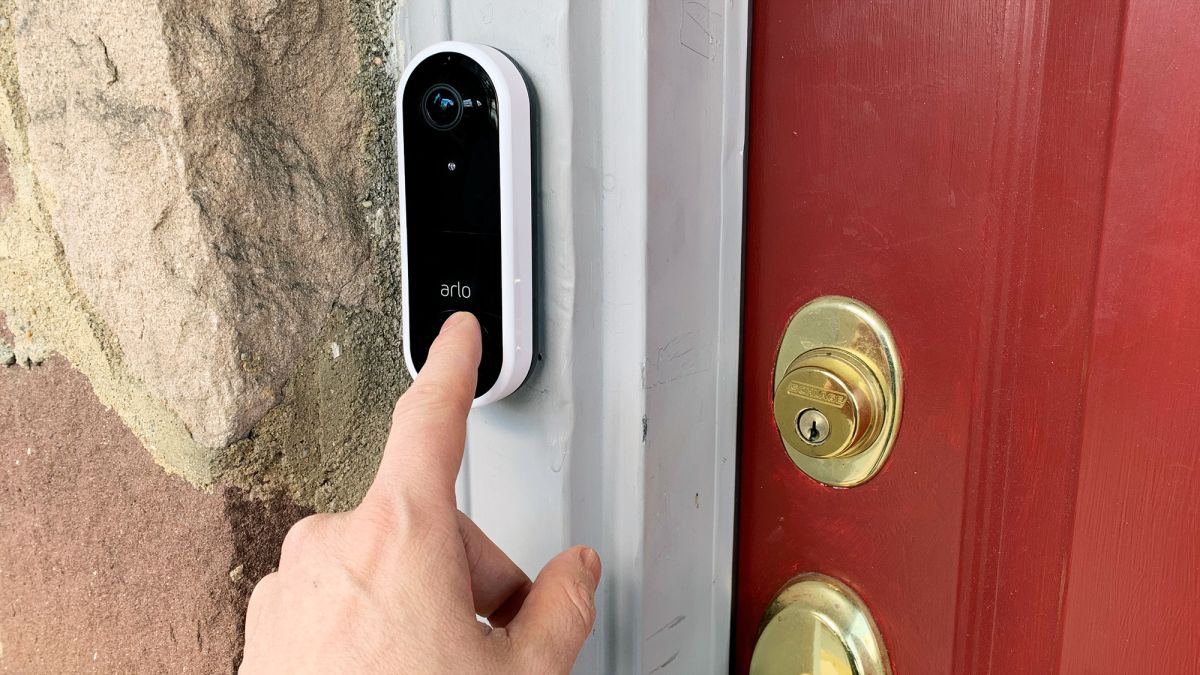 How Doorbells Work | HomeTips