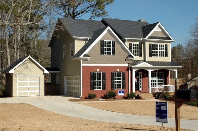 Diving Into Some of the Best Home Sale Tips From Realty Experts