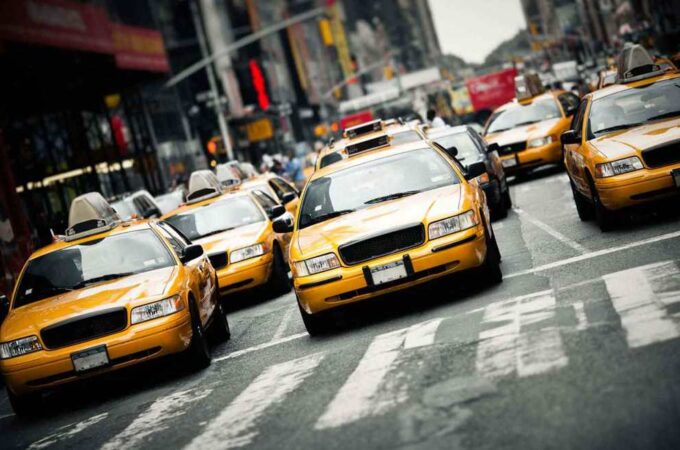 Local Taxi Services or Private Taxi Services: Which is Best?
