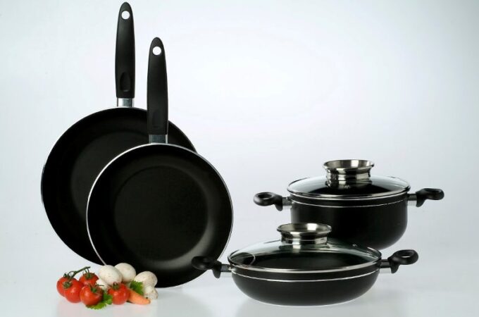 5 Common Mistakes to Avoid When Using Nonstick Cookware