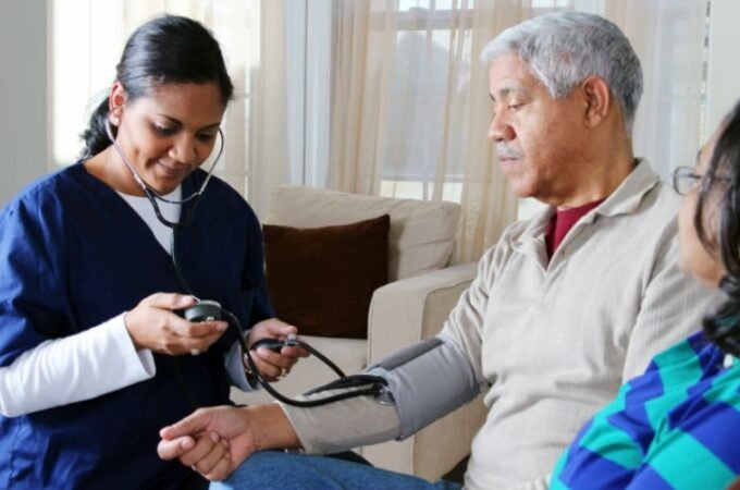 5 Benefits Of Hiring Professional Home Care Services For An Elderly Loved One